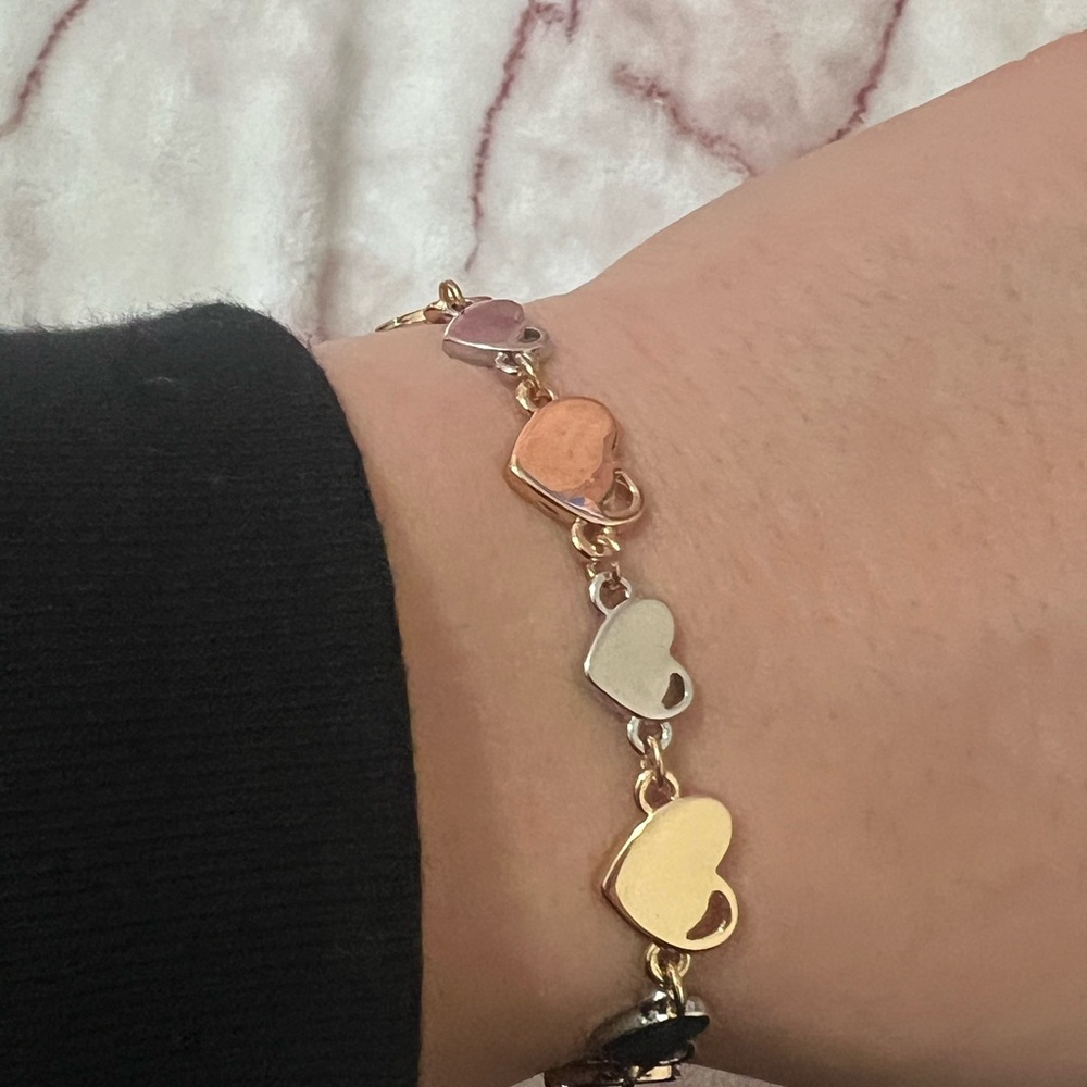 Elegant Heart Multi Tone Adjustable Charm Bracelet